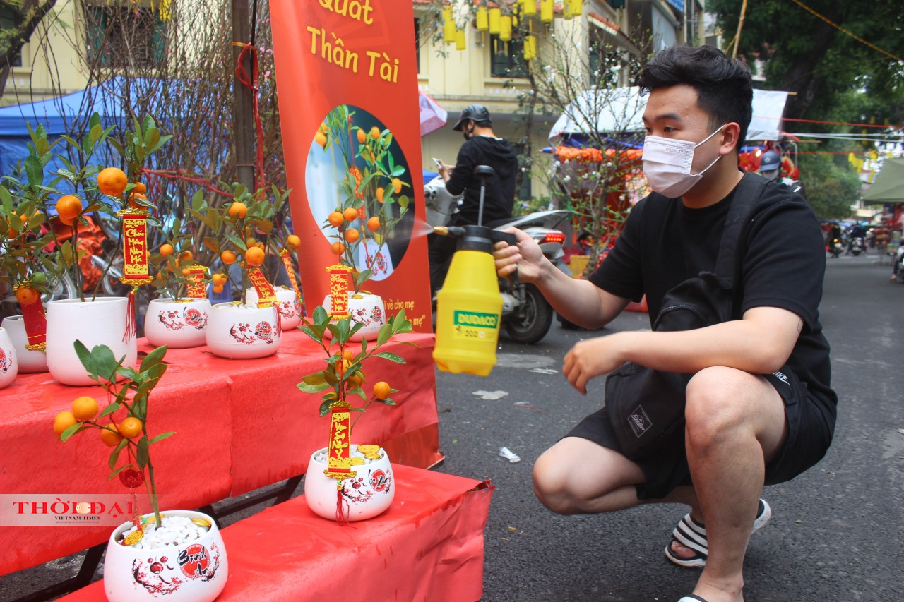Một năm vắng lặng của chợ hoa trong lòng phố cổ Một năm vắng lặng của chợ hoa trong lòng phố cổ
