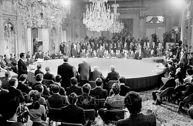 Vận dụng sáng tạo bài học Hiệp định Paris trong hoàn cảnh mới Chú thích ảnh