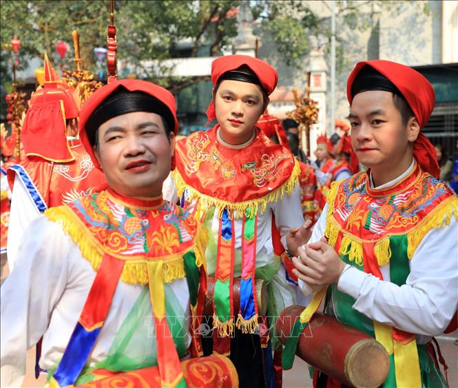 Về làng Triều Khúc xem điệu múa Bồng Chú thích ảnh