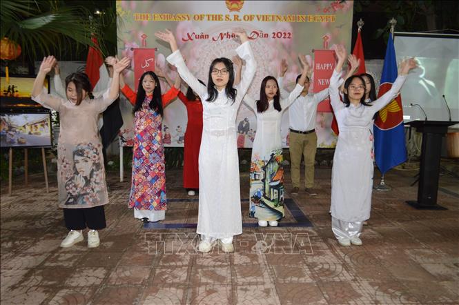 Kiều bào tại Ai Cập vui Tết cộng đồng, vơi nỗi nhớ nhà Chú thích ảnh