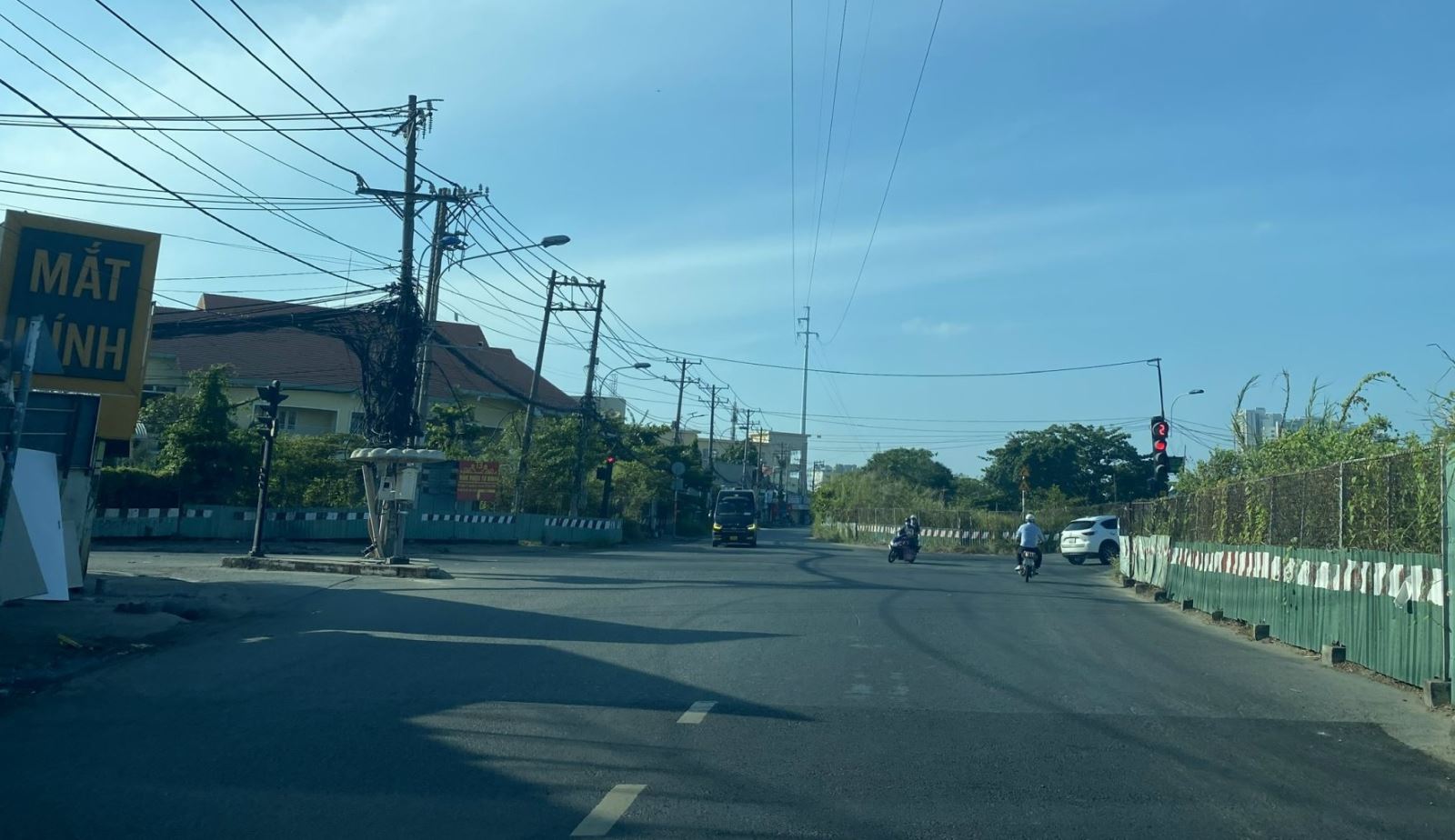 Mùng 1 Tết, đường phố TP Hồ Chí Minh thanh vắng, bình yên Chú thích ảnh