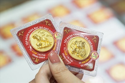 Giá vàng trong nước tuần qua biến động trong biên độ rộng - Ảnh minh họa