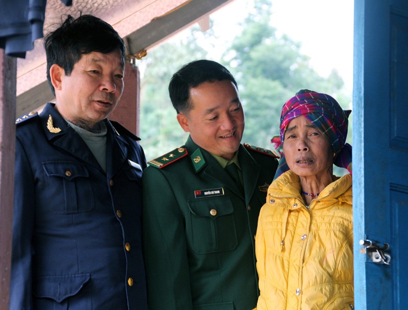 Duyên Việt-Lào trên miền biên viễn Duyên Việt-Lào trên miền biên viễn