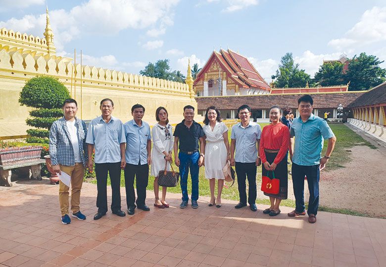 Cảm nhận VIÊNG CHĂN Cảm nhận VIÊNG CHĂN