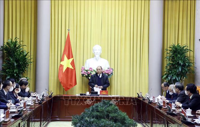 Chủ tịch nước làm việc với lãnh đạo và các nhà khoa học, chuyên gia kinh tế Chú thích ảnh