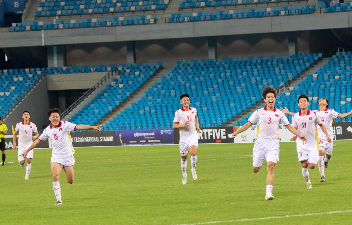 Thủ tướng Phạm Minh Chính biểu dương đội tuyển U23 Việt Nam Thủ tướng Phạm Minh Chính biểu dương đội tuyển U23 Việt Nam