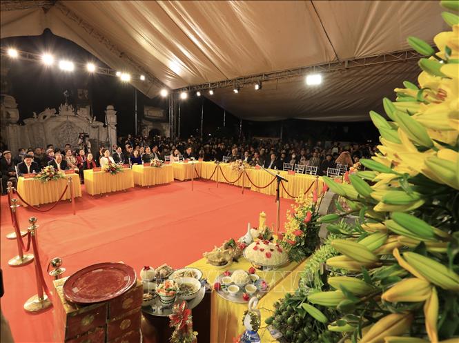 Lễ hội phát lương Đức Thánh Trần: Giáo dục truyền thống yêu nước, tưởng nhớ công lao to lớn của tiền nhân Chú thích ảnh