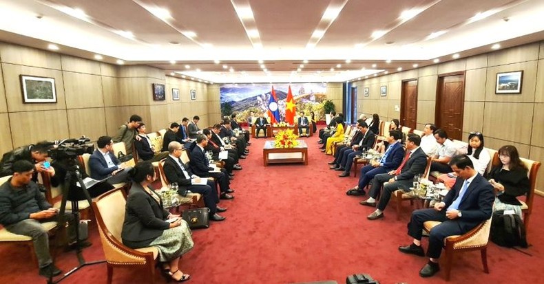 Tiếp tục vun đắp mối quan hệ hữu nghị vĩ đại, đoàn kết đặc biệt và hợp tác toàn diện Việt Nam - Lào Tiếp tục vun đắp mối quan hệ hữu nghị vĩ đại, đoàn kết đặc biệt và hợp tác toàn diện Việt Nam-Lào ảnh 2