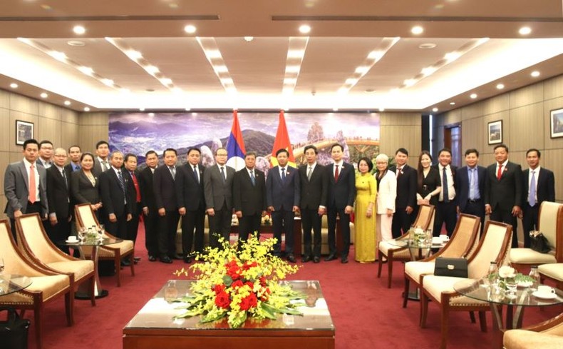 Tiếp tục vun đắp mối quan hệ hữu nghị vĩ đại, đoàn kết đặc biệt và hợp tác toàn diện Việt Nam - Lào Tiếp tục vun đắp mối quan hệ hữu nghị vĩ đại, đoàn kết đặc biệt và hợp tác toàn diện Việt Nam-Lào ảnh 1