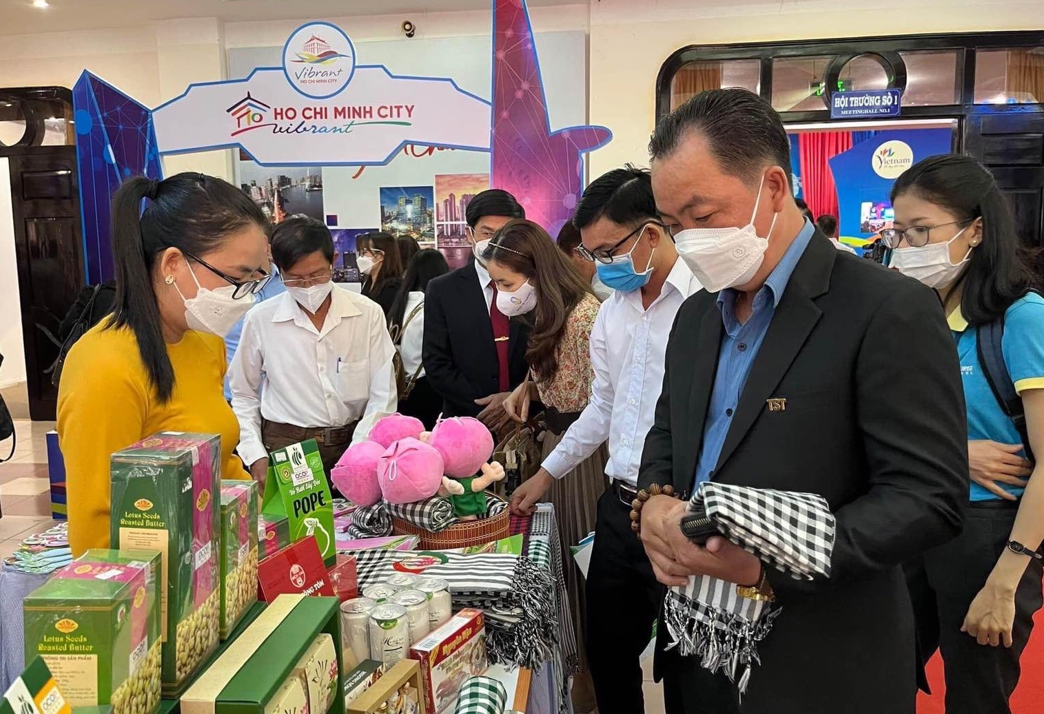 TP Hồ Chí Minh và 13 tỉnh ĐBSCL Chú thích ảnh