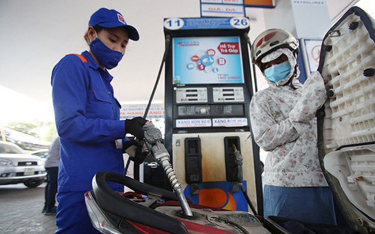 Giá xăng ngày mai (1/4) có thể giảm mạnh, hơn 1.000 đồng/lít Giá xăng ngày mai (1/4) có thể giảm mạnh, hơn 1.000 đồng/lít