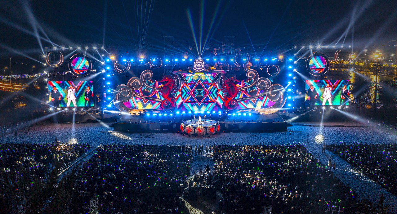 Mãn nhãn với màn ra mắt rực rỡ của Tổ hợp biển tạo sóng tại Vinhomes Ocean Park 2 – The Empire Mãn nhãn với màn ra mắt rực rỡ của Tổ hợp biển tạo sóng tại Vinhomes Ocean Park 2 – The Empire