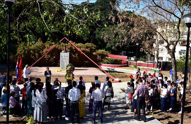 Cuba long trọng kỷ niệm ngày sinh Chủ tịch Hồ Chí Minh Chú thích ảnh