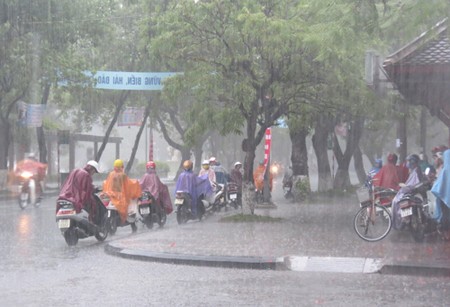 Hà Nội mưa dông - Ảnh minh họa. Hà Nội mưa dông - Ảnh minh họa.