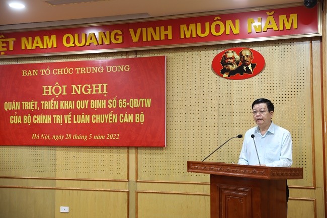 Tạp chí Xây Dựng Đảng - Hội nghị quán triệt, triển khai Quy định số 65-QĐ/TW của Bộ Chính trị “Về luân chuyển cán bộ”