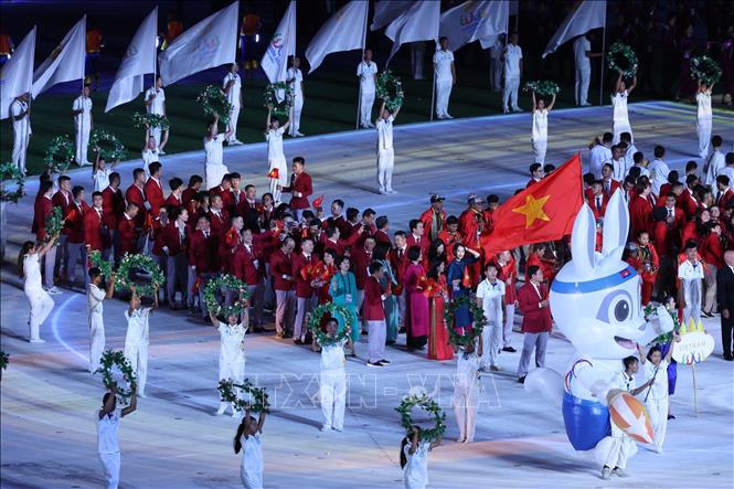 Những hình ảnh đẹp mắt tại Lễ khai mạc SEA Games 32 Chú thích ảnh