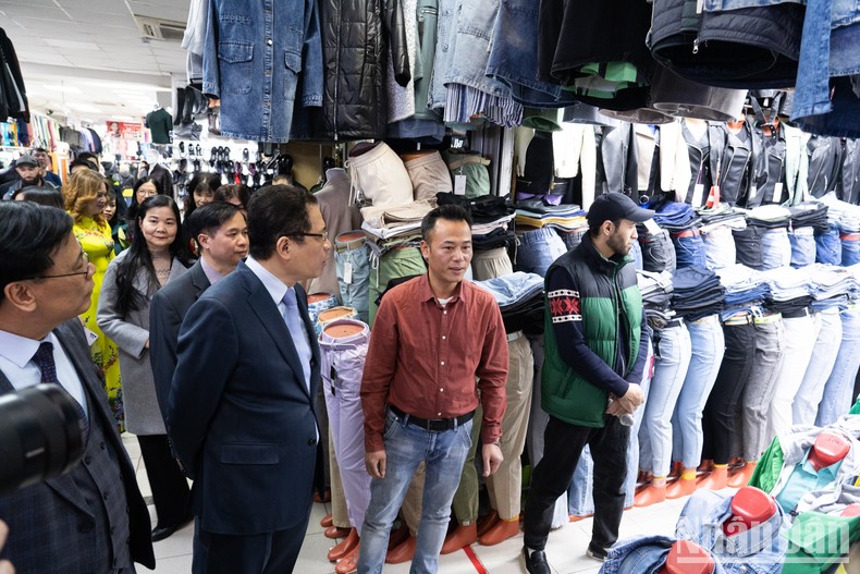 Chuyện về người Việt tại chợ Chốp (Nga) Chuyện về người Việt tại chợ Chốp (Nga) ảnh 4