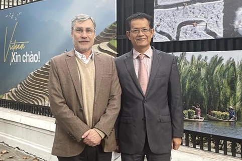 Đưa văn học Argentina và Việt Nam đến với độc giả hai nước Đưa văn học Argentina và Việt Nam đến với độc giả hai nước