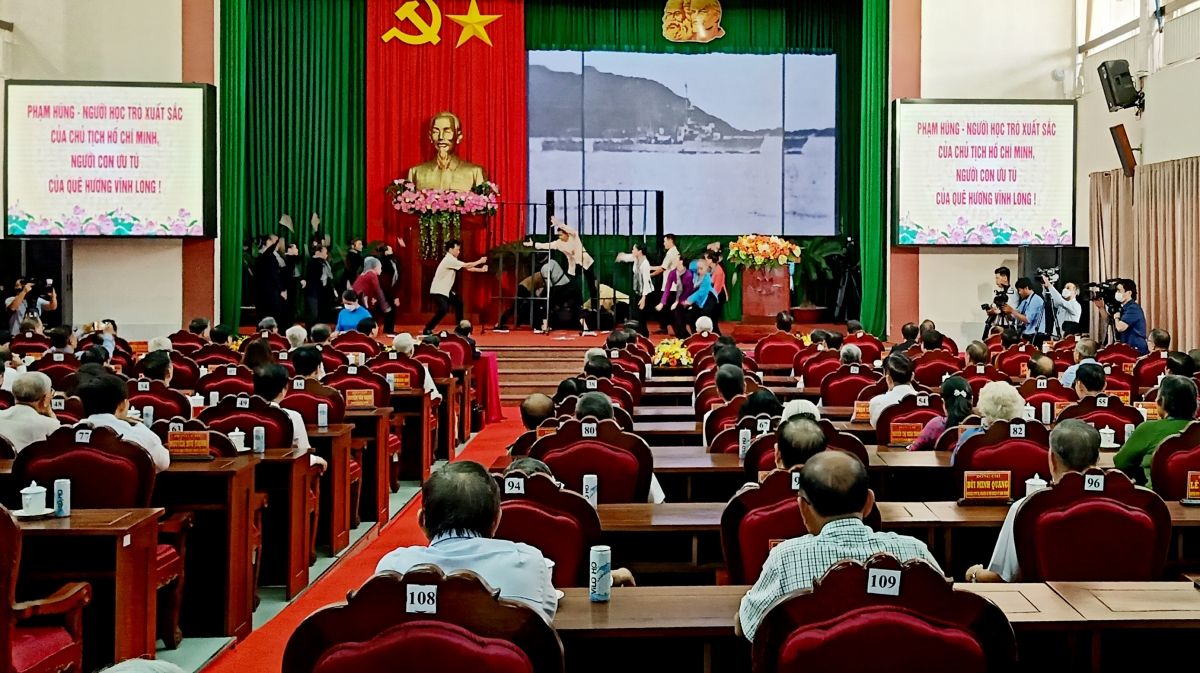 chủ tịch nước dự kỷ niệm 110 năm ngày sinh chủ tịch hội đồng bộ trưởng phạm hùng hình ảnh 5 chu tich nuoc du ky niem 110 nam ngay sinh chu tich hoi dong bo truong pham hung hinh anh 5