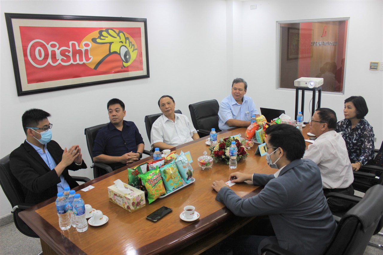Lãnh đạo Hội Hữu nghị Việt Nam – Philippines tới thăm Công ty Liwayway Hà Nội Lãnh đạo Hội Hữu nghị Việt Nam – Philippines tới thăm Công ty Liwayway Hà Nội
