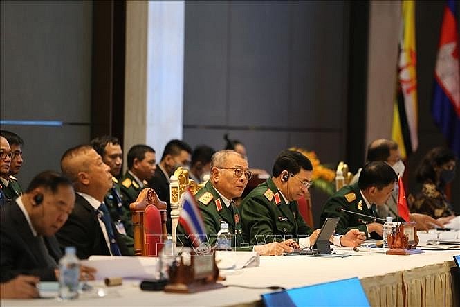 Hội nghị Bộ trưởng Quốc phòng các nước ASEAN lần thứ 16 Hội nghị Bộ trưởng Quốc phòng các nước ASEAN lần thứ 16