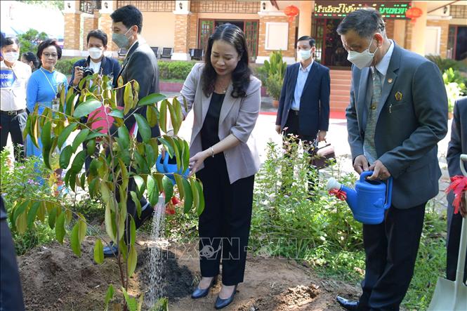 Phó Chủ tịch nước đánh giá cao hợp tác giữa tỉnh Udon Thani (Thái Lan) với các địa phương của Việt Nam Chú thích ảnh