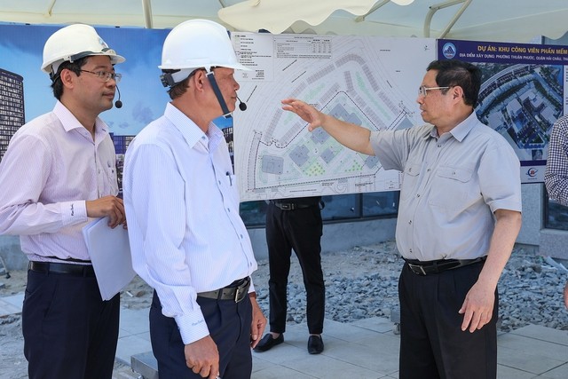 Thủ tướng khảo sát một số nhà máy, dự án công nghệ cao tại Đà Nẵng