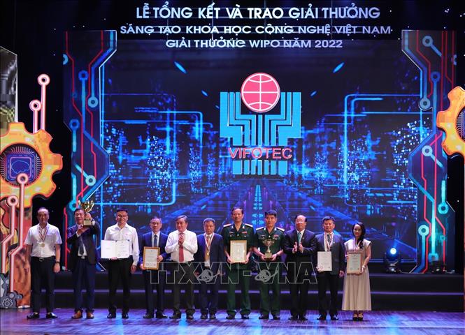 Trao Giải thưởng Sáng tạo khoa học công nghệ Việt Nam cho 43 công trình xuất sắc Chú thích ảnh
