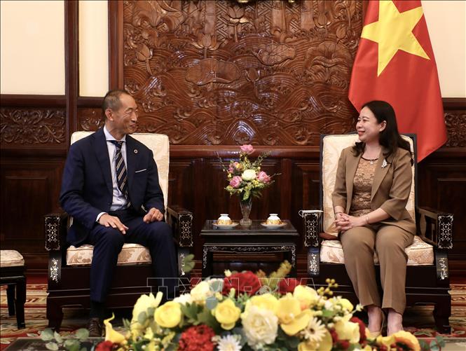 Phó Chủ tịch nước tiếp Giám đốc WHO khu vực Tây Thái Bình Dương Chú thích ảnh