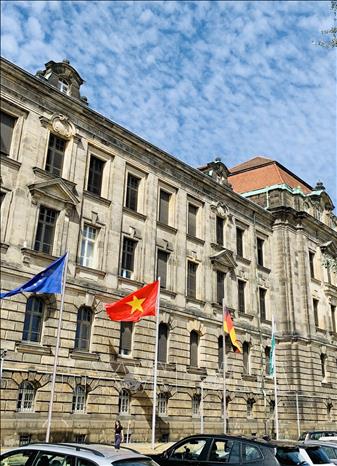 Tăng cường hợp tác giữa Việt Nam với bang Sachsen của Đức | Chính trị | Vietnam+ (VietnamPlus) Tăng cường hợp tác giữa Việt Nam với bang Sachsen của Đức | Chính trị | Vietnam+ (VietnamPlus)