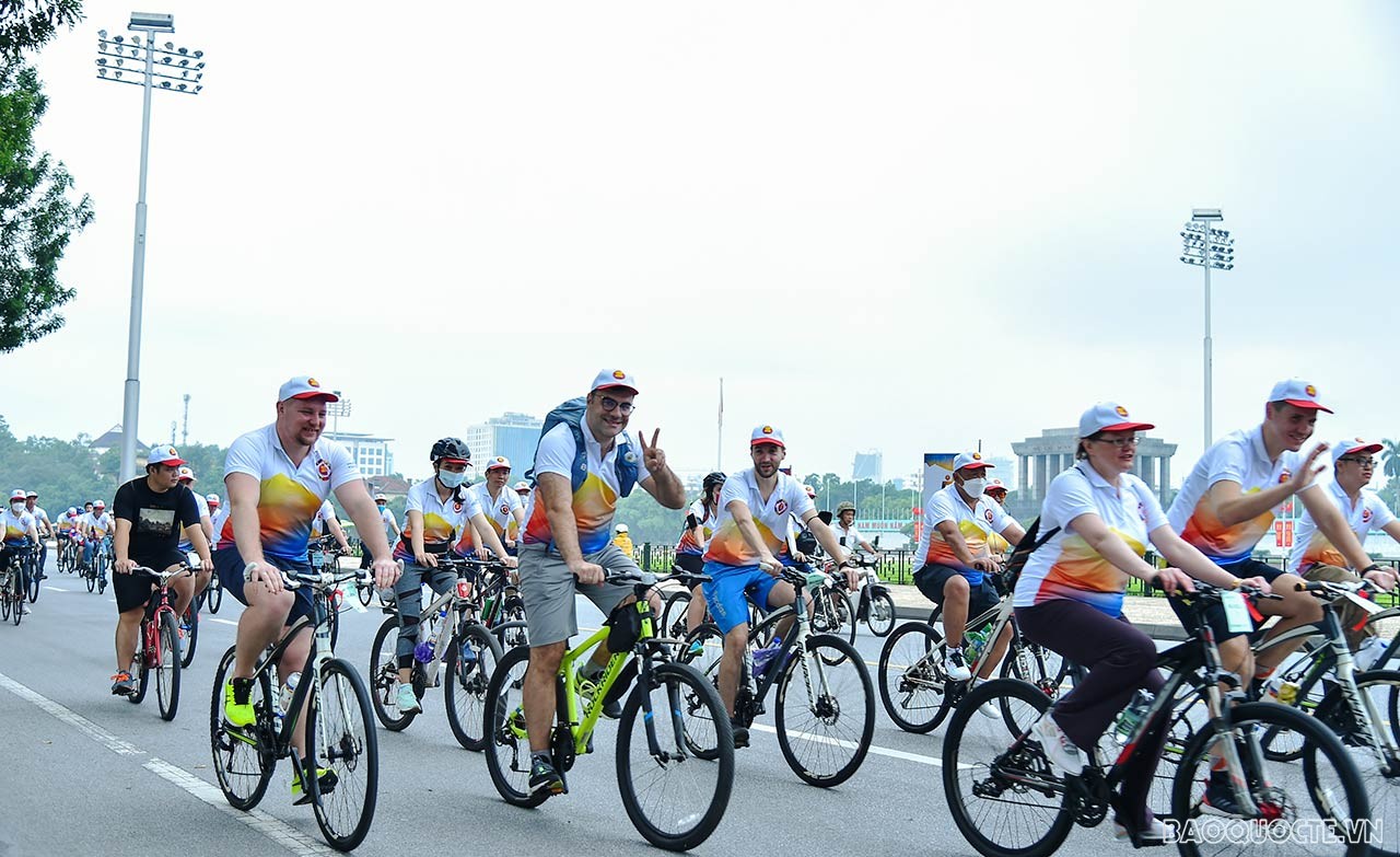 ASEAN Family Day 2022: Nơi kết nối đồng nghiệp, bạn bè, gia đình trong Cộng đồng ASEAN và đối tác tại Hà Nội ASEAN Family Day 2022: Nơi kết nối đồng nghiệp, bạn bè, gia đình trong Cộng đồng ASEAN và đối tác tại Hà Nội