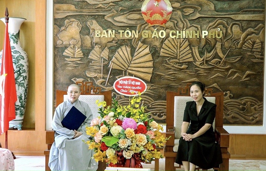Phật giáo Việt Nam tại Hàn Quốc thăm và làm việc tại Ban Tôn giáo Chính phủ Phật giáo Việt Nam tại Hàn Quốc thăm và làm việc tại Ban Tôn giáo Chính phủ