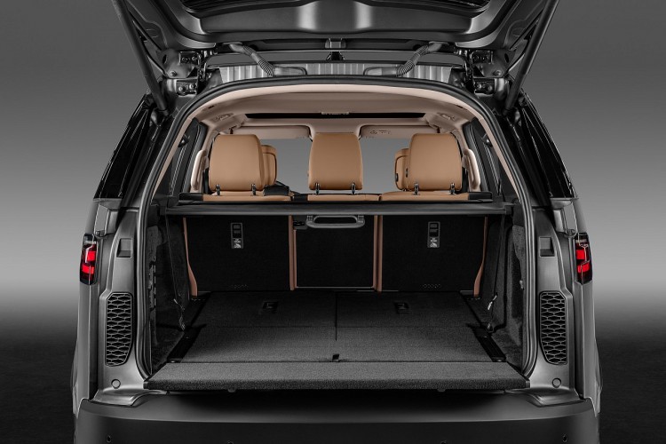 Land Rover Discovery mới về Việt Nam, giá từ 4,539 tỷ đồng Land Rover Discovery mới về Việt Nam, giá từ 4,539 tỷ đồng
