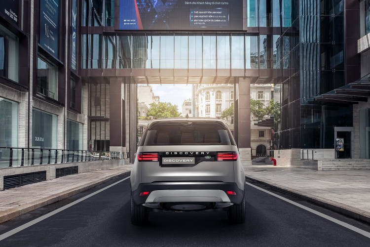 Land Rover Discovery mới về Việt Nam, giá từ 4,539 tỷ đồng Land Rover Discovery mới về Việt Nam, giá từ 4,539 tỷ đồng