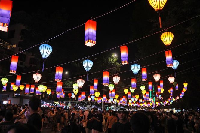 Lễ hội văn hóa đèn lồng Việt Nam - Hàn Quốc tại Hà Nội Chú thích ảnh