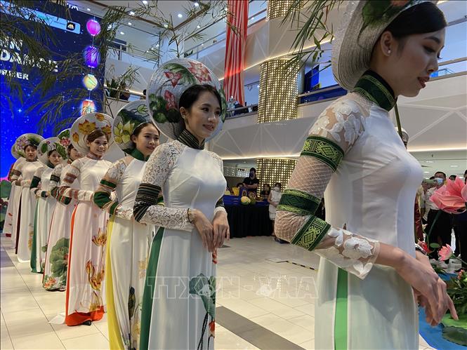 Nét văn hóa và du lịch Việt Nam gây ấn tượng tại Malaysia Chú thích ảnh