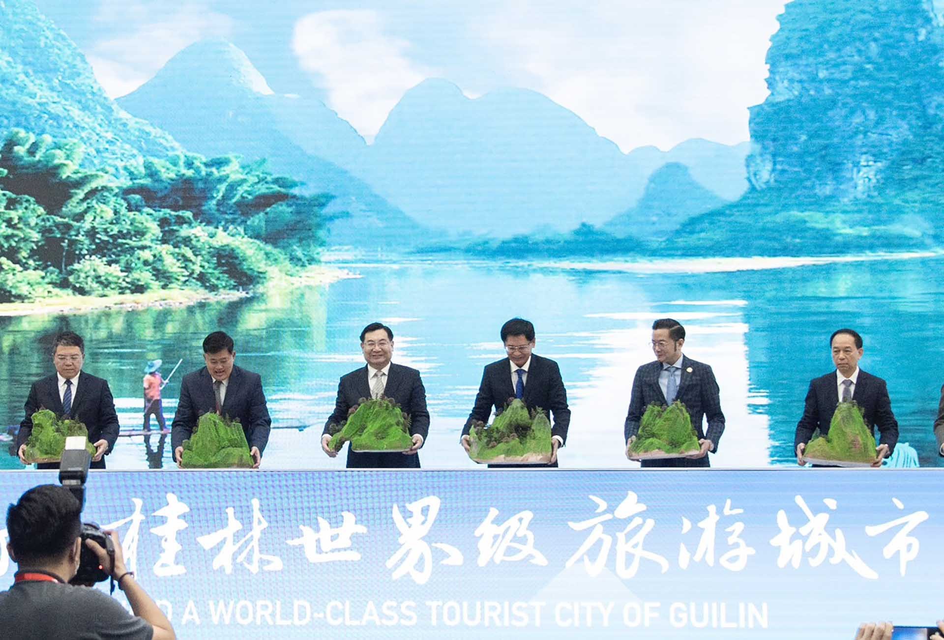 Gian hàng Việt Nam được quan tâm rộng rãi tại Hội chợ Du lịch Trung Quốc-ASEAN 2022 Gian hàng Việt Nam được quan tâm rộng rãi tại Hội chợ Du lịch Trung Quốc-ASEAN 2022
