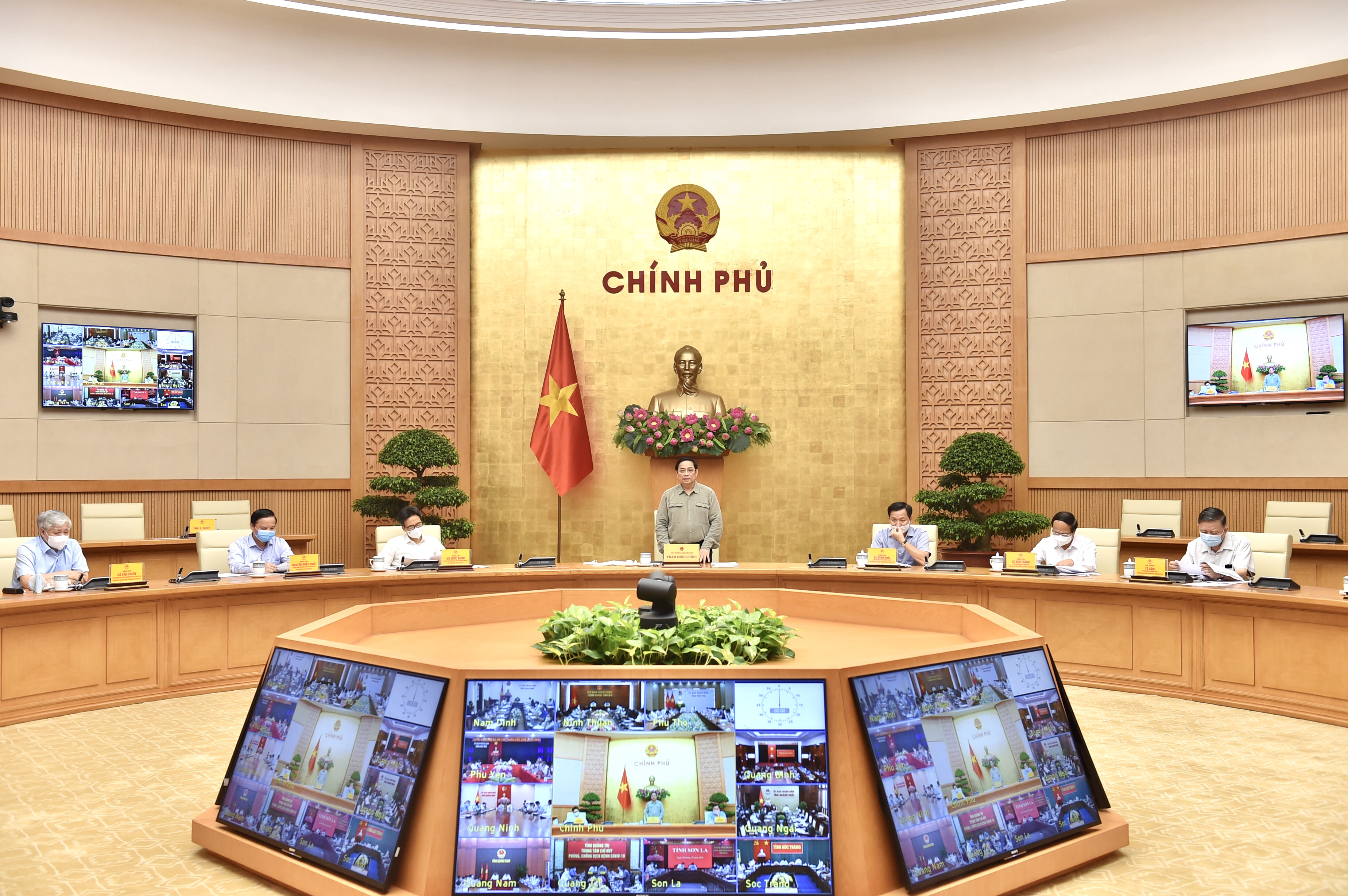 Thủ tướng yêu cầu giao thông thống nhất trên toàn quốc, không cát cứ, không chia cắt Thủ tướng yêu cầu giao thông thống nhất trên toàn quốc, không cát cứ, không chia cắt