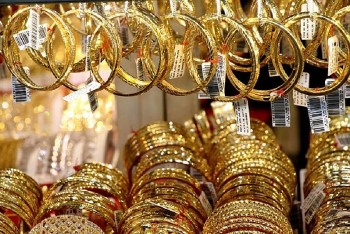 Giá vàng trong nước áp sát mốc 58 triệu đồng/lượng