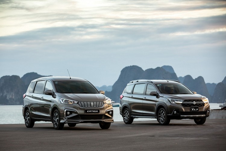 Suzuki dành tặng phiếu bảo dưỡng 1 năm cho tất cả các khách hàng là cán bộ nhân viên tuyến đầu chống dịch. Suzuki dành tặng phiếu bảo dưỡng 1 năm cho tất cả các khách hàng là cán bộ nhân viên tuyến đầu chống dịch.