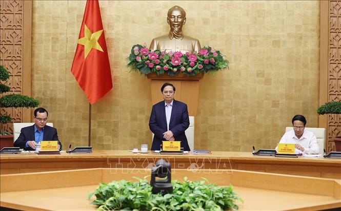 Thủ tướng chủ trì Hội nghị đánh giá sự phối hợp giữa Chính phủ và Tổng Liên đoàn Lao động Việt Nam Thủ tướng chủ trì Hội nghị đánh giá sự phối hợp giữa Chính phủ và Tổng Liên đoàn Lao động Việt Nam