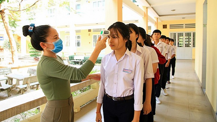 Sở GD-ĐT TP.HCM đồng ý cho những học sinh đầu tiên trở lại trường từ 20/10 Sở GD-ĐT TP.HCM đồng ý cho những học sinh đầu tiên trở lại trường từ 20/10