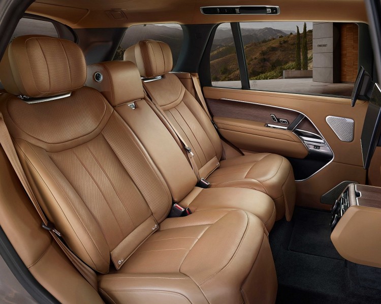 Range Rover 2022 chính thức ra mắt toàn cầu, giá bán tại Việt Nam từ gần 10,9 tỷ đồng Range Rover 2022 chính thức ra mắt toàn cầu, giá gần 10,9 tỷ đồng