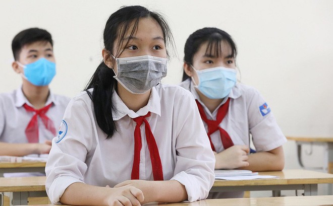 Hà Nội: Sẽ xem xét tình hình để đề xuất cho phép học sinh một số khối lớp đi học trở lại Hà Nội: Sẽ xem xét tình hình để đề xuất cho phép học sinh một số khối lớp đi học trở lại