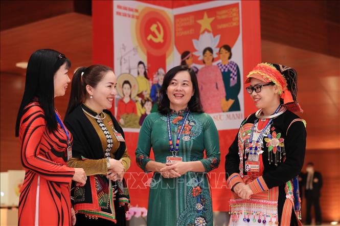 Thúc đẩy trao quyền cho phụ nữ tham gia các hoạt động chính trị - xã hội Chú thích ảnh