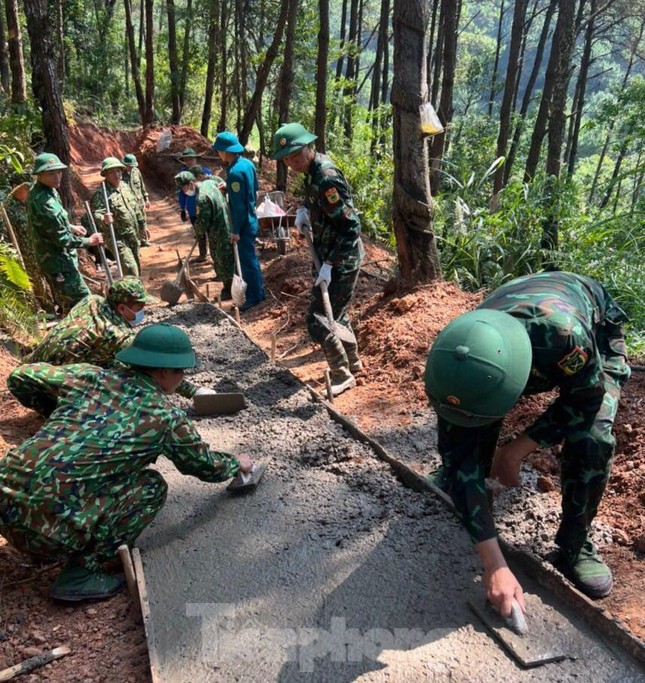 Công trình thắm tình quân dân trên biên giới Lạng Sơn Công trình thắm tình quân dân trên biên giới Lạng Sơn ảnh 9