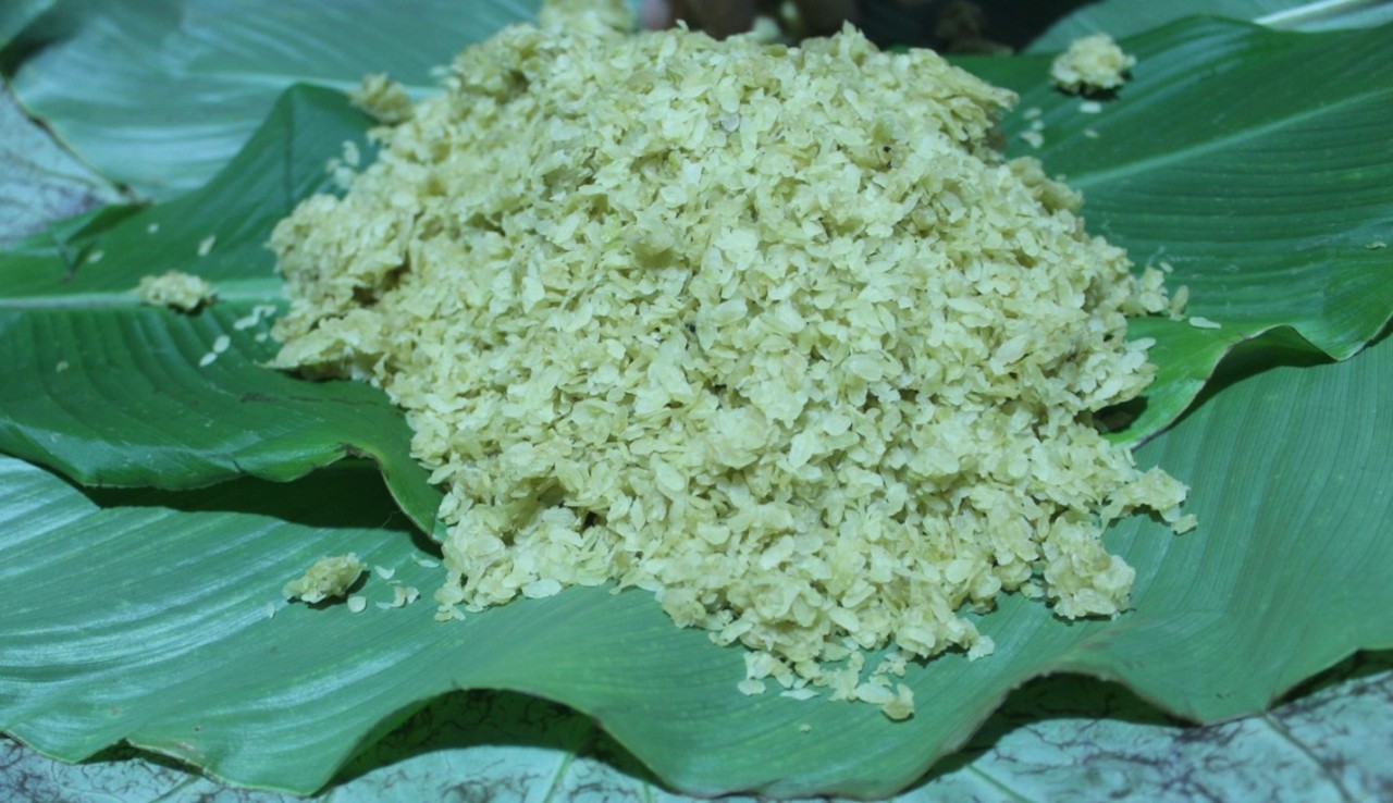 Cốm Mễ Trì – Một đặc sản của mùa thu Hà Nội