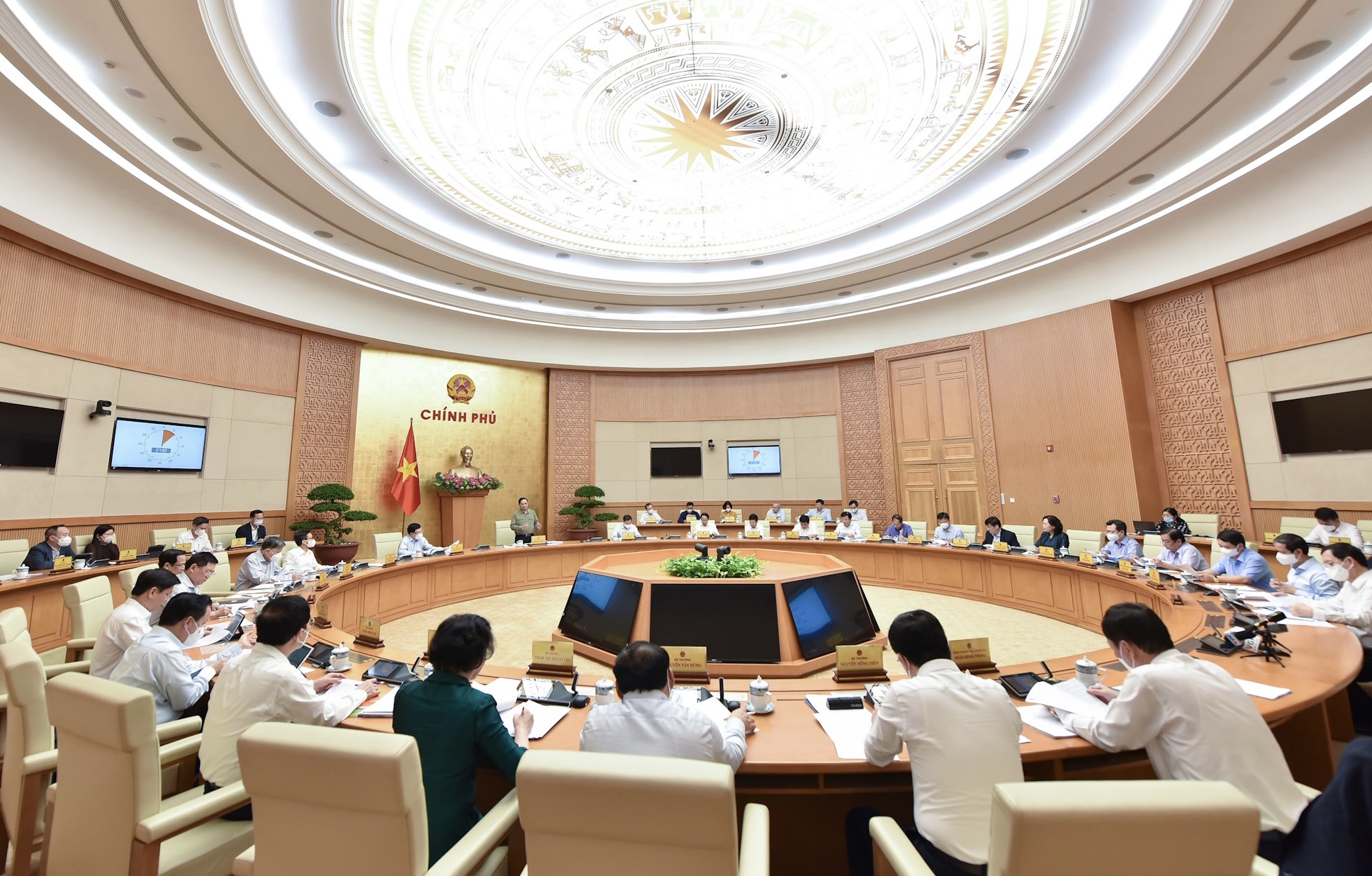 Thủ tướng Phạm Minh Chính chủ trì phiên họp Chính phủ thường kỳ tháng 10/2021 Thủ tướng Phạm Minh Chính chủ trì phiên họp Chính phủ thường kỳ tháng 10/2021