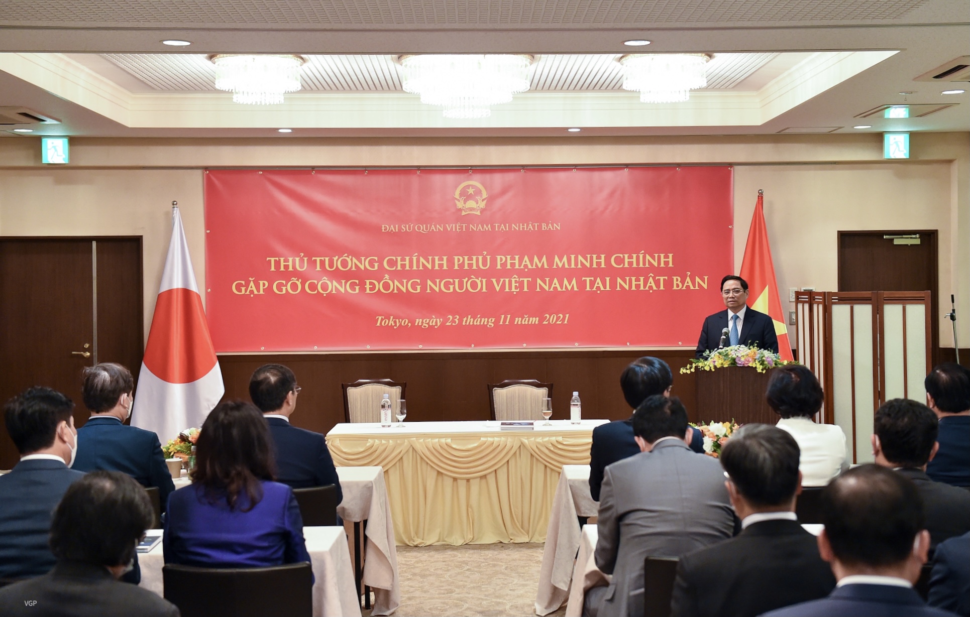 Phát huy mạnh mẽ nguồn lực, giá trị, trí tuệ con người Việt Nam dù ở bất cứ nơi đâu Phát huy mạnh mẽ nguồn lực, giá trị, trí tuệ con người Việt Nam dù ở bất cứ nơi đâu