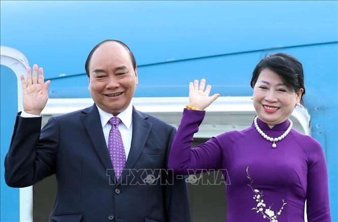 Chủ tịch nước Nguyễn Xuân Phúc lên đường thăm chính thức Liên bang Thụy Sỹ Chú thích ảnh